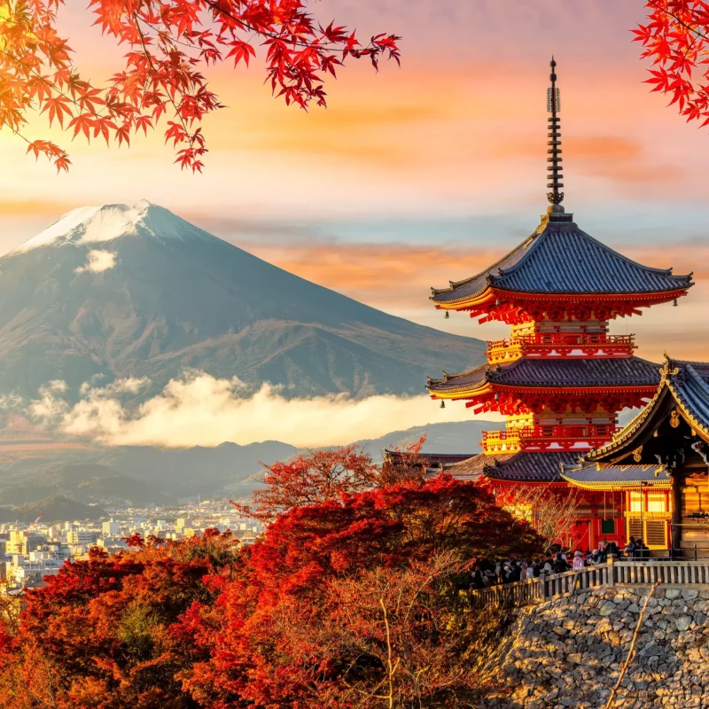 06jdxacq6t8l96n2oypjupm1dqw7_Kiyomizudera Temple in Kyoto with autumn leaves and Mount Fuji
